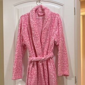 Long soft pink leopard print robe